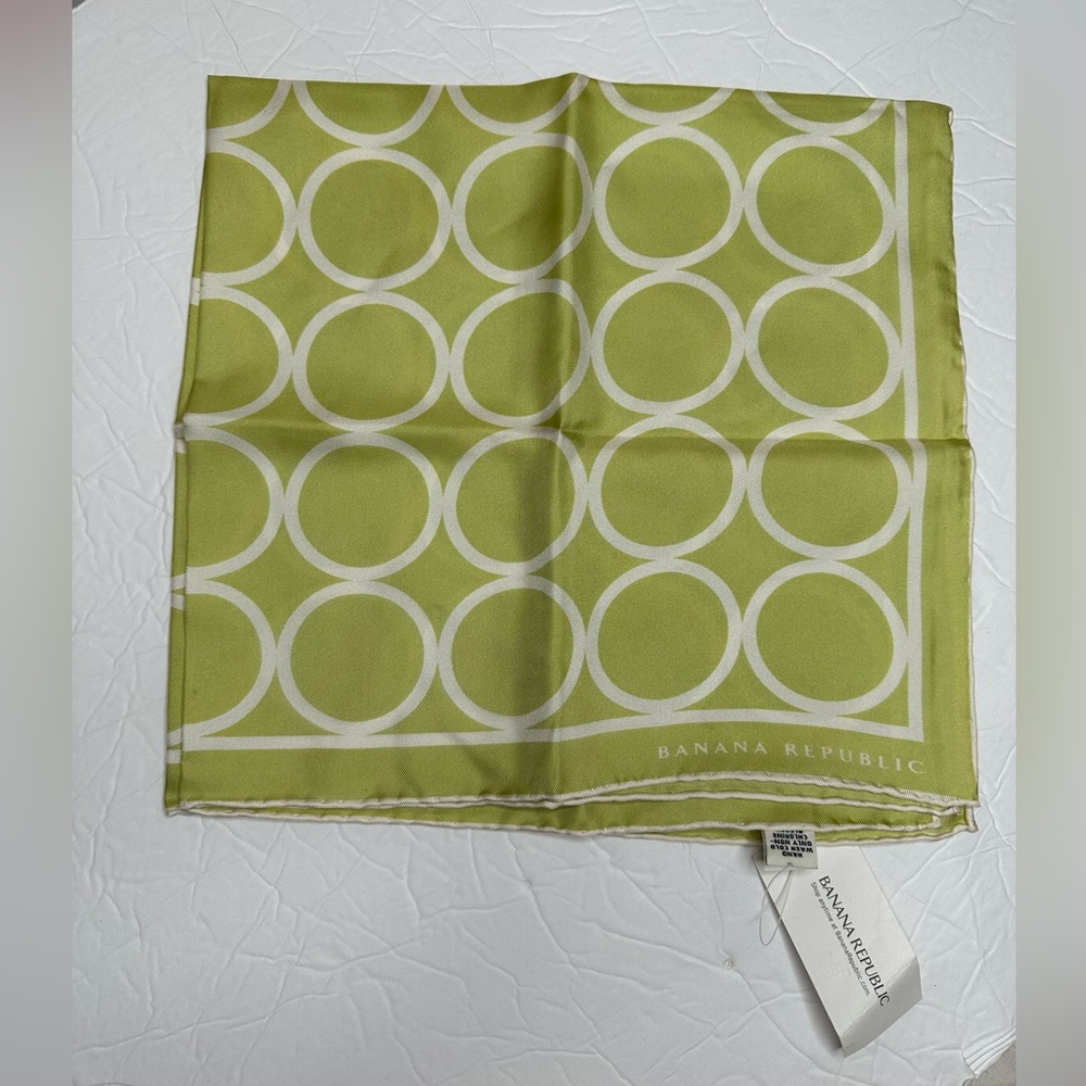 Banana Republic 100% Silk Scarf Light Green and White Circles